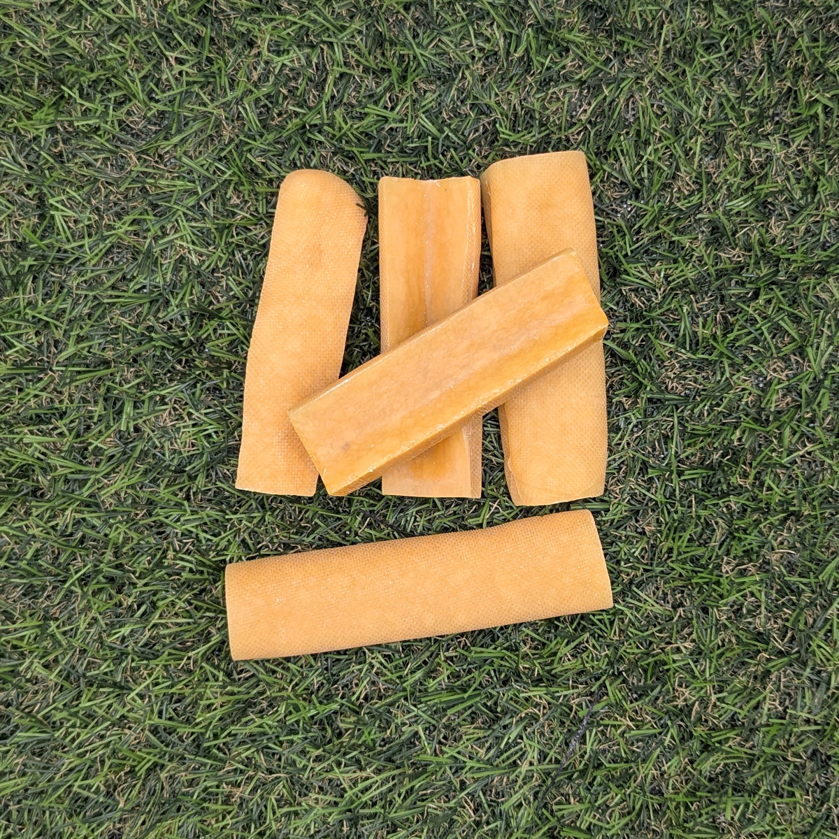 Mango Yak Chew Small (S)